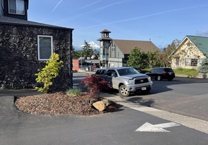 Modern loft downtown White Salmon #01