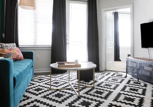 Modern SoCo CozySuites w 2 Pools! #05