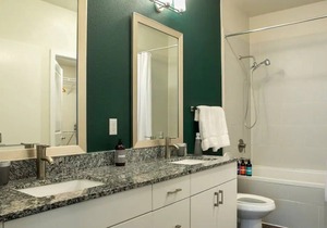 Modern SoCo CozySuites w 2 Pools! #05