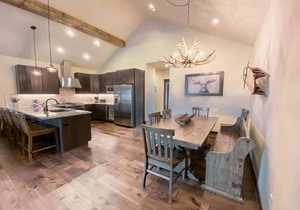 Modern Townhome | Slope View | Private Hot tub