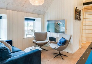 Modernly equipped holiday home with activity room, pool, whirlpool and sauna