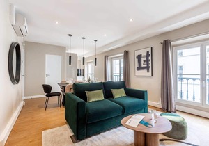 Monsigny III - Three Bedroom Apartment, Sleeps 8
