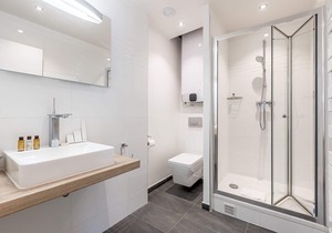 Monsigny III - Three Bedroom Apartment, Sleeps 8