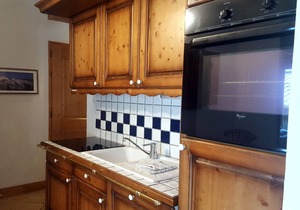 MontrocB - 3 bedroom apartment, calm setting with spectacular Mont Blanc views