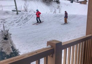 Morning Eagle Lodge Unit 202: Ski-In/Ski-Out with Roof Top Hot Tub