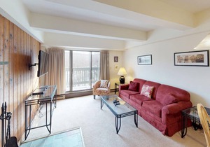 Mt Green 2-F04 in Killington