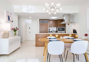 MVR - High-End Condo with Miami Views