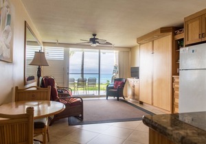 Napili Shores I-173 - Direct Oceanfront: “Sale” into Whale Season with Reduced Rates!