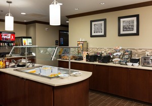 Near Ohio State University | Pool Access & Free Breakfast Buffet