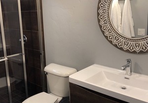 Nelson Inn - The Four Top, 201