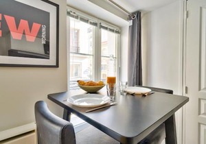 New and Bright Studio in the Heart of Paris (1G)