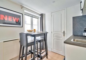New and Bright Studio in the Heart of Paris (1G)