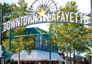 New Condo - Sleeps 6 - Downtown Lafayette! #102