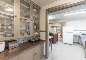 NEW LISTING! Main Lodge at Rainier Lodge (0.4 m from entrance) by RedAwning