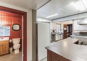 NEW LISTING! Main Lodge at Rainier Lodge (0.4 m from entrance) by RedAwning