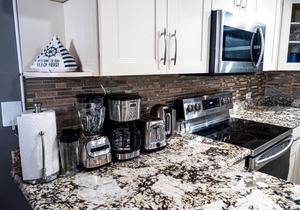 *New Modern* 3br/2ba Duplex/37' Dock/Cabana/Kayaks/Bikes