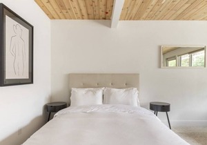 New modern one bedroom unit in Wallingford