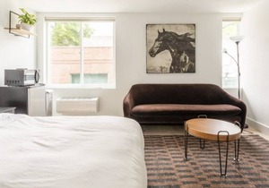 New stylish private master suite in Wallingford