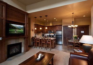 New Year's Breckenridge Ski In Ski Out -Luxury Condo. Sleeps 12 Dec 27 -Jan 3rd