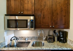 New Year's Breckenridge Ski In Ski Out -Luxury Condo. Sleeps 12 Dec 27 -Jan 3rd