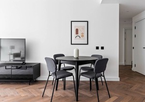 Newly built City of London 2BR w/ Concierge, nr Tower Hill, by Blueground