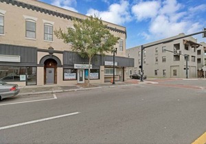 Newly refreshed 2 BR Apt for LoZ fans!