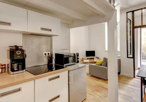 Nice apartment in the historic heart of Bordeaux