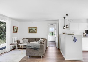 Nice home in Aakirkeby with WiFi
