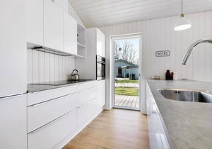 Nice home in Glesborg with sauna