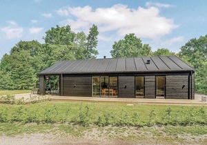 Nice home in Glesborg with sauna