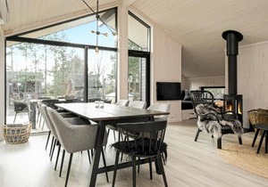 Nice Home In Hadsund With Kitchen