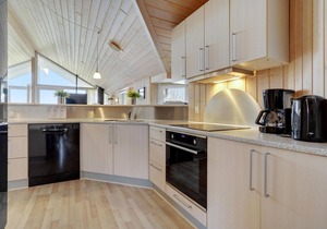 Nice home in Hovborg with kitchen