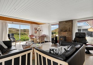 Nice home in Hvide Sande with sauna