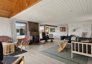 Nice home in Hvide Sande with sauna