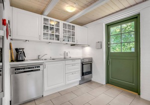 Nice home in Rømø with kitchen