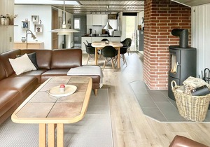Nice home in Rømø with sauna