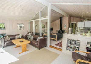 Nice Home In Samsø With Kitchen