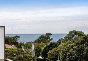 North Point Retreat - Mornington