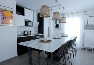 NOVA4 - Cozy apartment sleeps 8 - 20min Disney