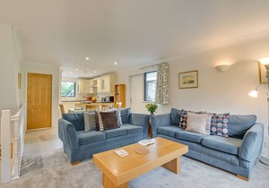 Oakdene Cottage - Three Bedroom House, Sleeps 6