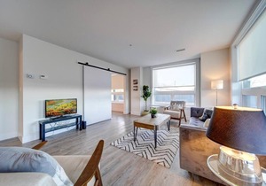 Ocean Bay New Luxury Condo Sleeps 5 Parking, Coffee, AC