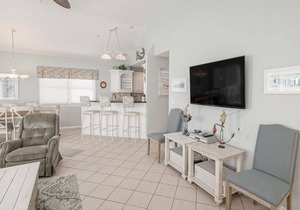 Ocean Block. Single family. Surf City. Private Yard. Decks. Beach Badges. WIFI.