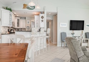 Ocean Block. Single family. Surf City. Private Yard. Decks. Beach Badges. WIFI.