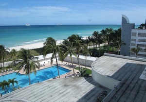 Ocean Front Casablanca Studios With Full Kitchens & Beach Access By Bl Rentals