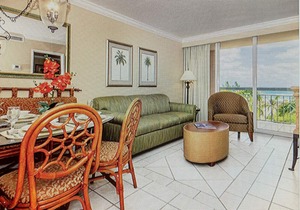 Ocean view 2-bedroom Condo with Resort amenities on-site!