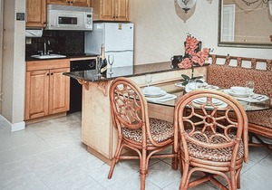 Ocean view 2-bedroom Condo with Resort amenities on-site!