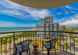 Ocean View Double Suite! Sleeps 4 Meridian Plaza 705