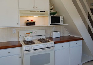 OceanBlock! 6 houses to beach. Aug 23-30 rate 3495! Fall weekends& mini week