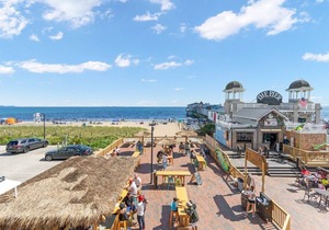 Oceanfront condo in the center of it all!