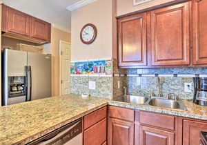 Oceanfront Corpus Christi Condo w/Pool!